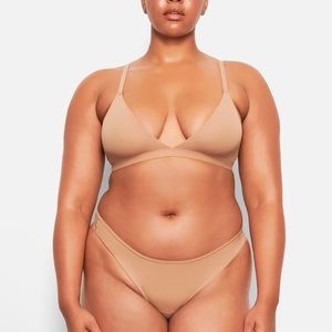 SKIMS Nude Toned Triangle Bralette